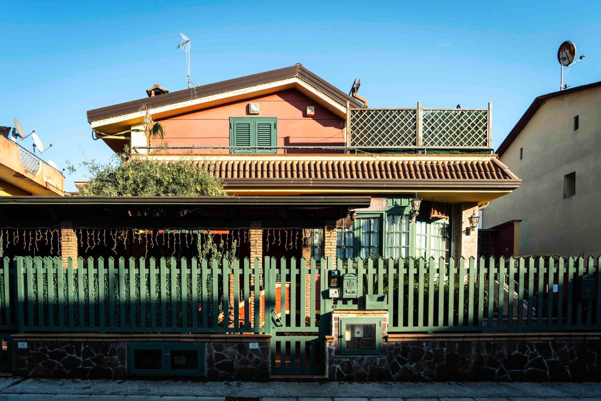 B&B Benny San Marco Evangelista ภายนอก รูปภาพ