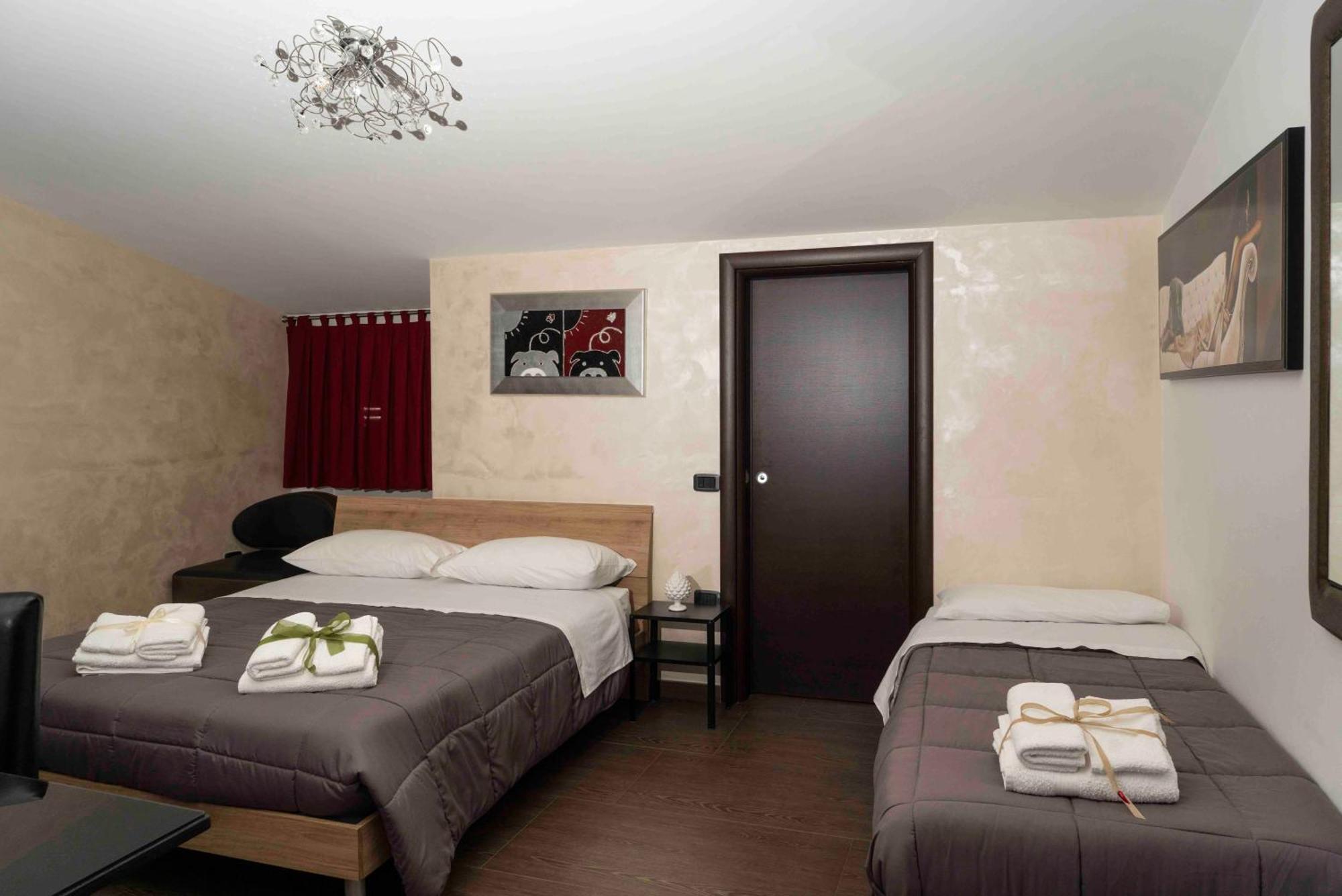 B&B Benny San Marco Evangelista ภายนอก รูปภาพ